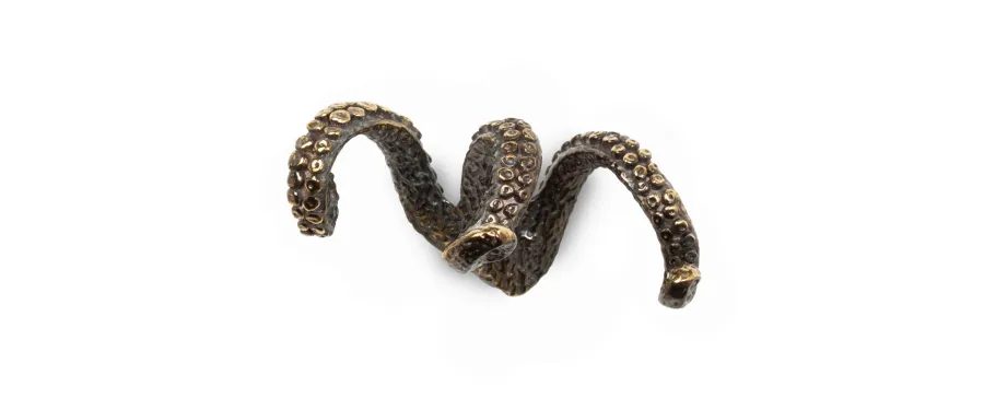 obrazek 1 Unikatowy uchwyt do szafek poszukujący inspiracji na dnie oceanu