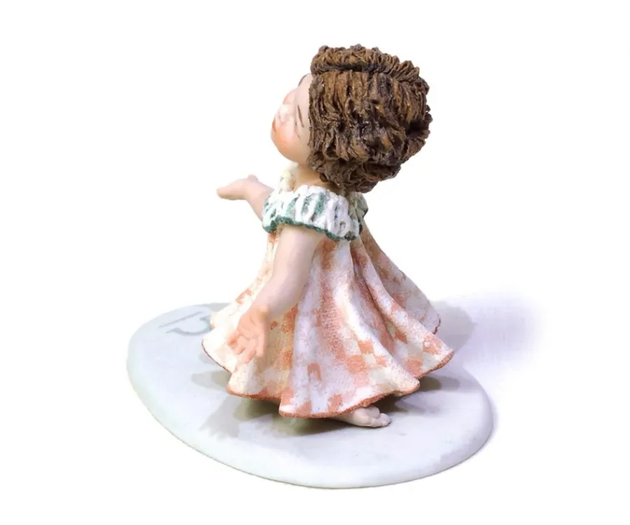 obrazek 2 Porcelanowa mała dziewczynka - symbol wagi znaku zodiaku - Sibania