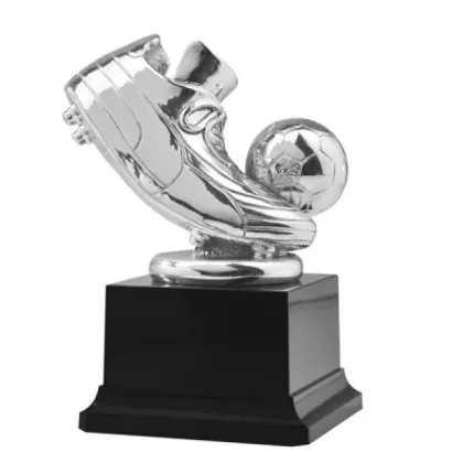 Zdjęcie Mała statuetka - but z piłką