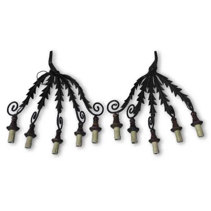 Zdjęcie Para kinkietów z kutego żelaza z XIX wieku