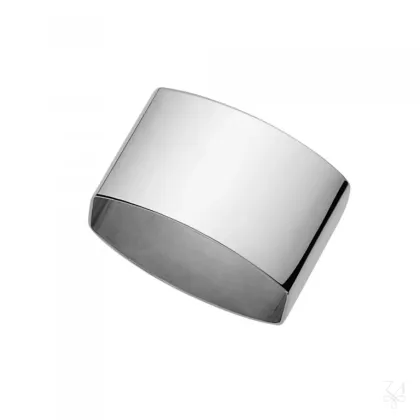 Picture Stylish silver napkin ring with a modern shape - Zaramella Argenti