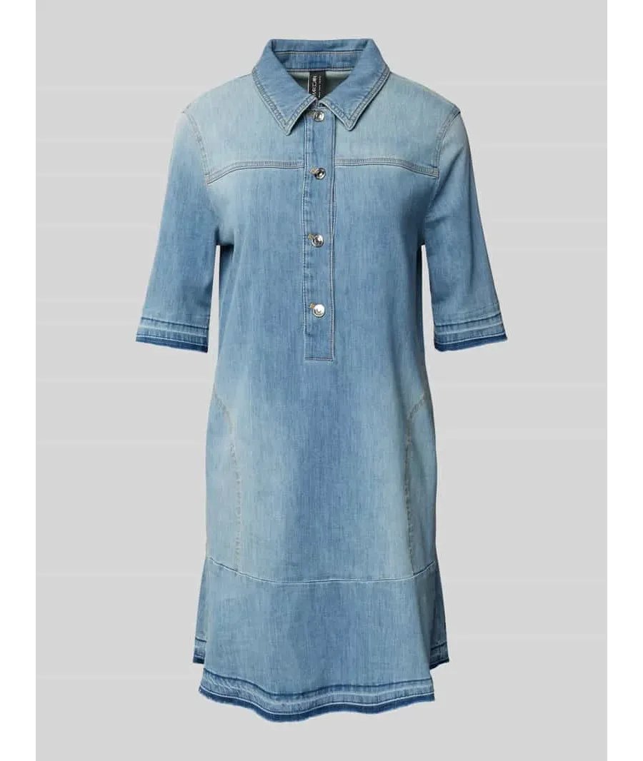 obrazek 1 Sukienka jeansowa z listwą guzikową