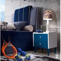 Zdjęcie Niebiesko-biały stolik nocny do pokoju dziecka - Ferretti e Ferretti