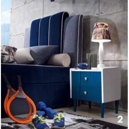 Zdjęcie Niebiesko-biały stolik nocny do pokoju dziecka - Ferretti e Ferretti