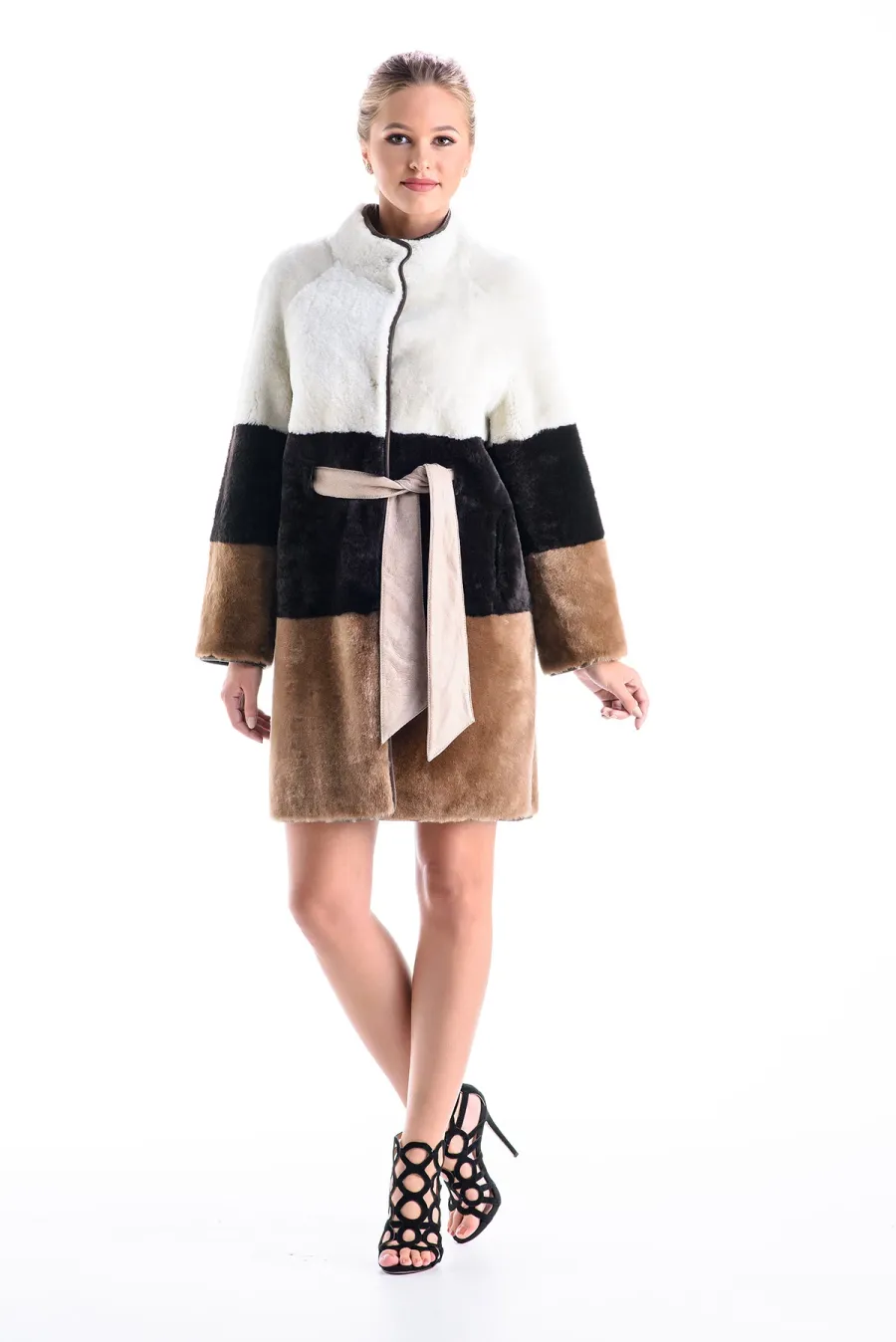 picture 1 Elegant and feminine mouton fur coat - A&A Vesa