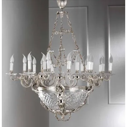 Zdjęcie Cudowny żyrandol z kryształu i posrebrzanego brązu