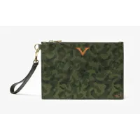 Picture A stylish clutch bag made of Italian leather as a gift