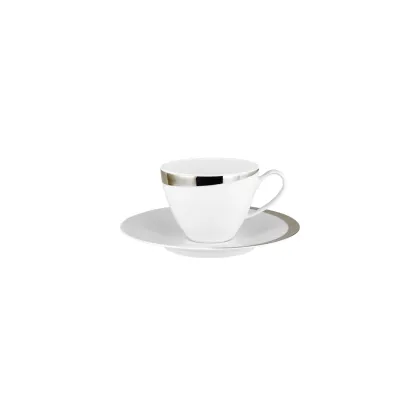 Zdjęcie Cudowna porcelanowa filiżanka do herbaty ze spodeczkiem - Porcel