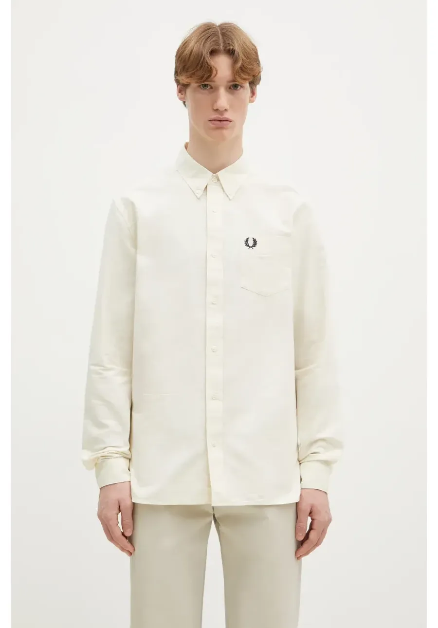 obrazek 1 Fred Perry koszula bawełniana męska kolor beżowy regular z kołnierzykiem button-down M5516.F79