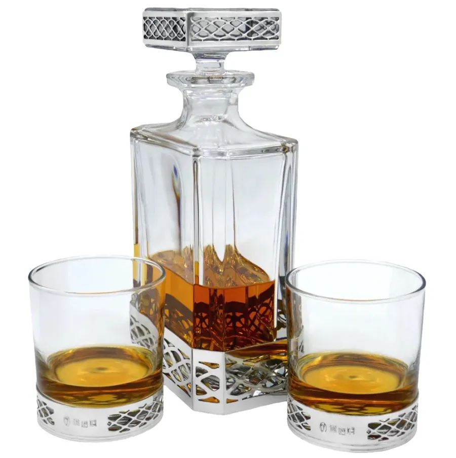 obrazek 3 Upominkowa karafka i szklanki do whisky Uisge Beatha