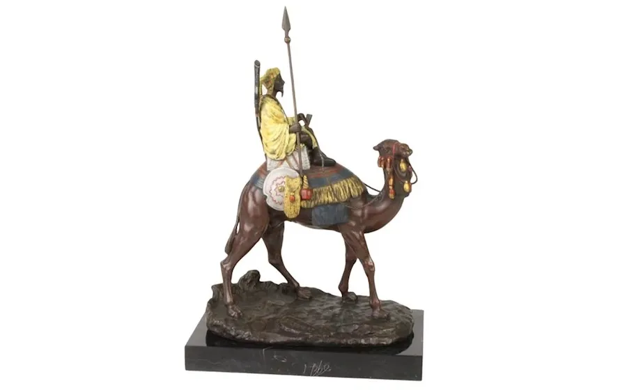 obrazek 1 Oryginalna rzeźba jeźdźca na dromaderze wykonana z brązu