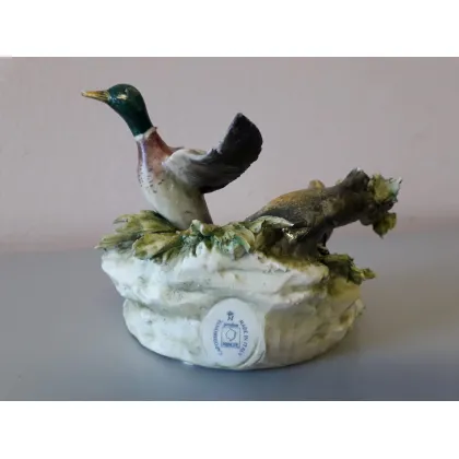 Zdjęcie Stylowa dekoracja z porcelany do domu - figurka kaczek