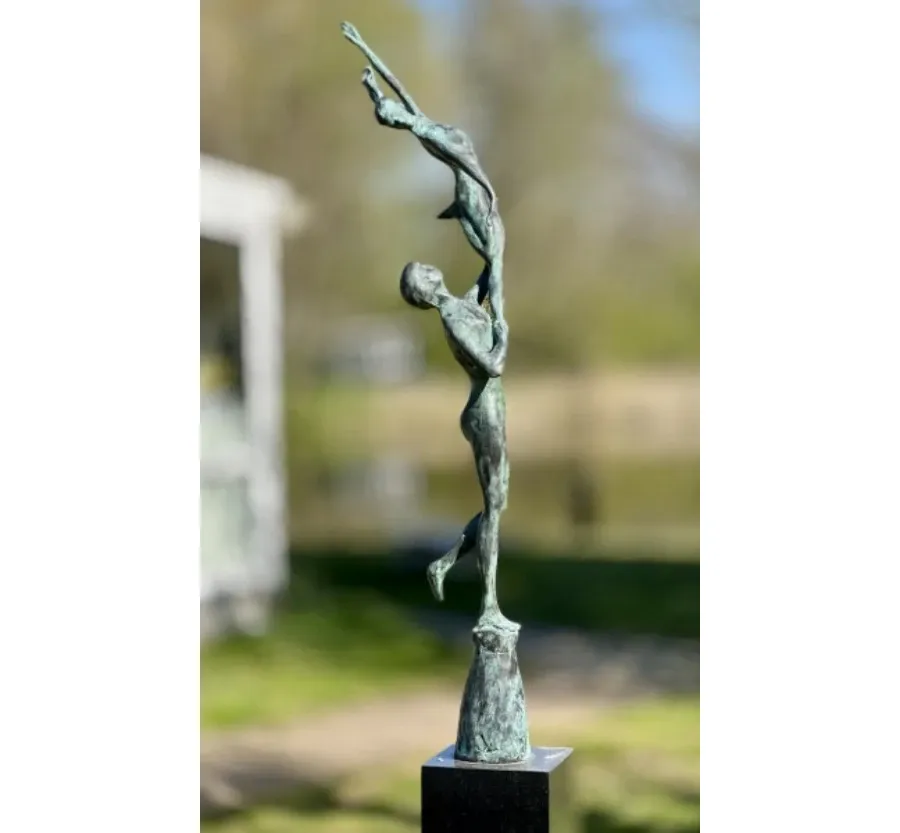 obrazek 2 Ekskluzywna rzeźba do ogrodu "Idealna równowaga" - luksusowa ozdoba każdego ogrodu