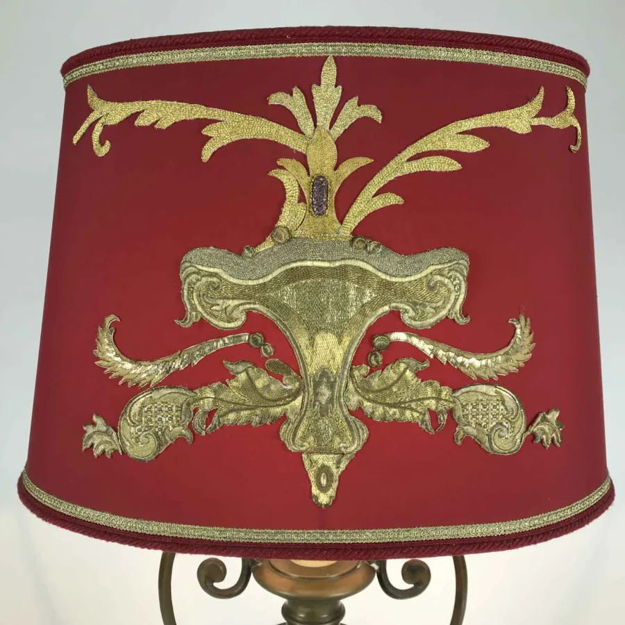 obrazek 3 Lampa do salonu z brązu ze starożytnym haftem