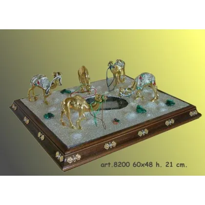 Zdjęcie Wyjatkowa figura pięciu wielbłądów na pustyni