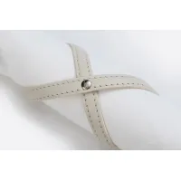 Picture Luxurious white leather napkin rings - for the dining room