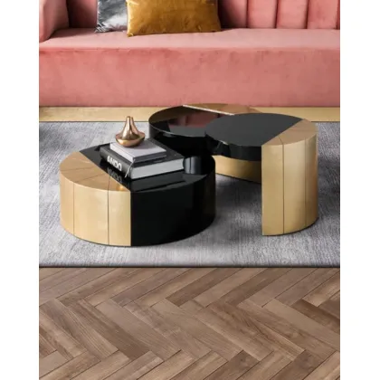 Zdjęcie Nieszablonowy stolik do kawy Trivial - OPR House