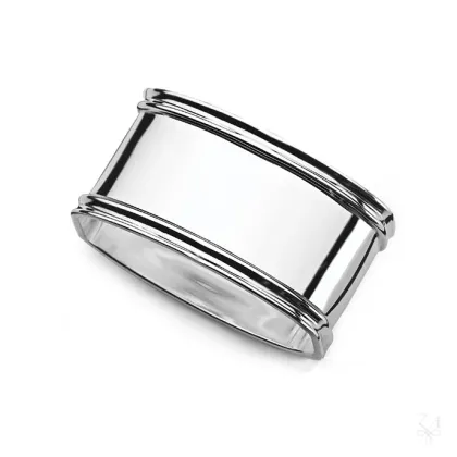 Zdjęcie Piękny srebrny pierścień na serwetki - Zaramella Argenti