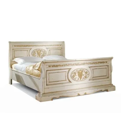 Zdjęcie Luksusowe antyczne włoskie łóżko