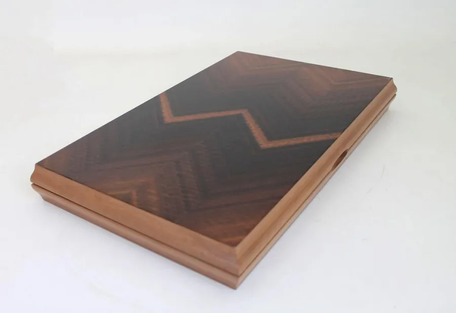 obrazek 2 Drewniany zestaw do gry w backgammon - 61x50 cm