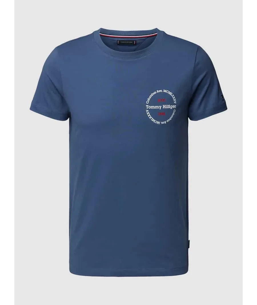 obrazek 1 T-shirt o kroju slim fit z okrągłym dekoltem
