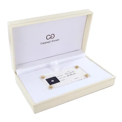 Picture GIA certified diamond in a blister - 0.80 carat