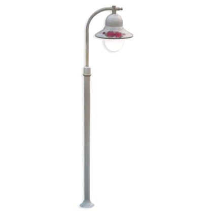 Zdjęcie Włoska zewnętrzna lampa stojąca w stylu klasycznym do ogrodu