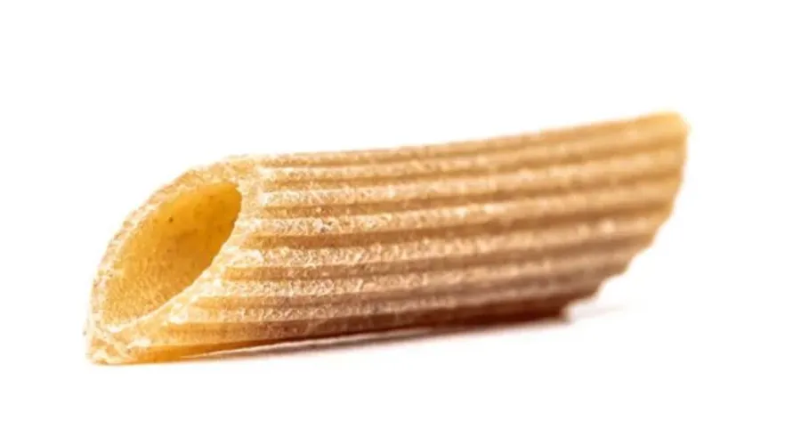 obrazek 2 Pełnoziarnisty włoski makaron Penne Rigate 500g