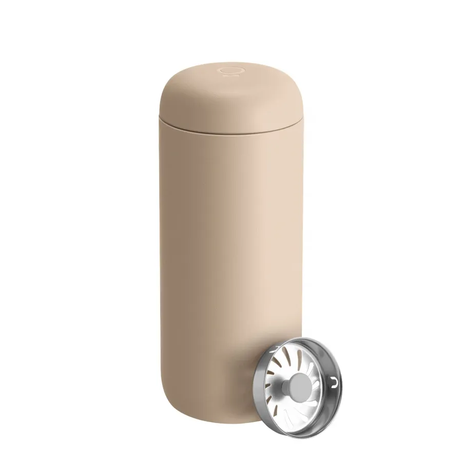 obrazek 1 Fellow - Carter Move Mug - Kubek termiczny - Piaskowy 473 ml FELLOW