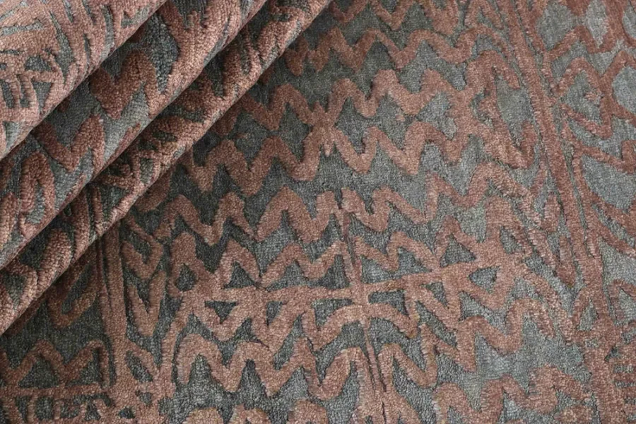picture 3 Stylish brown exclusive 3D carpet - DAMASK 7090