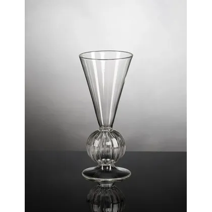 Zdjęcie Luksusowa szklanka do wody ze szkła marki VG