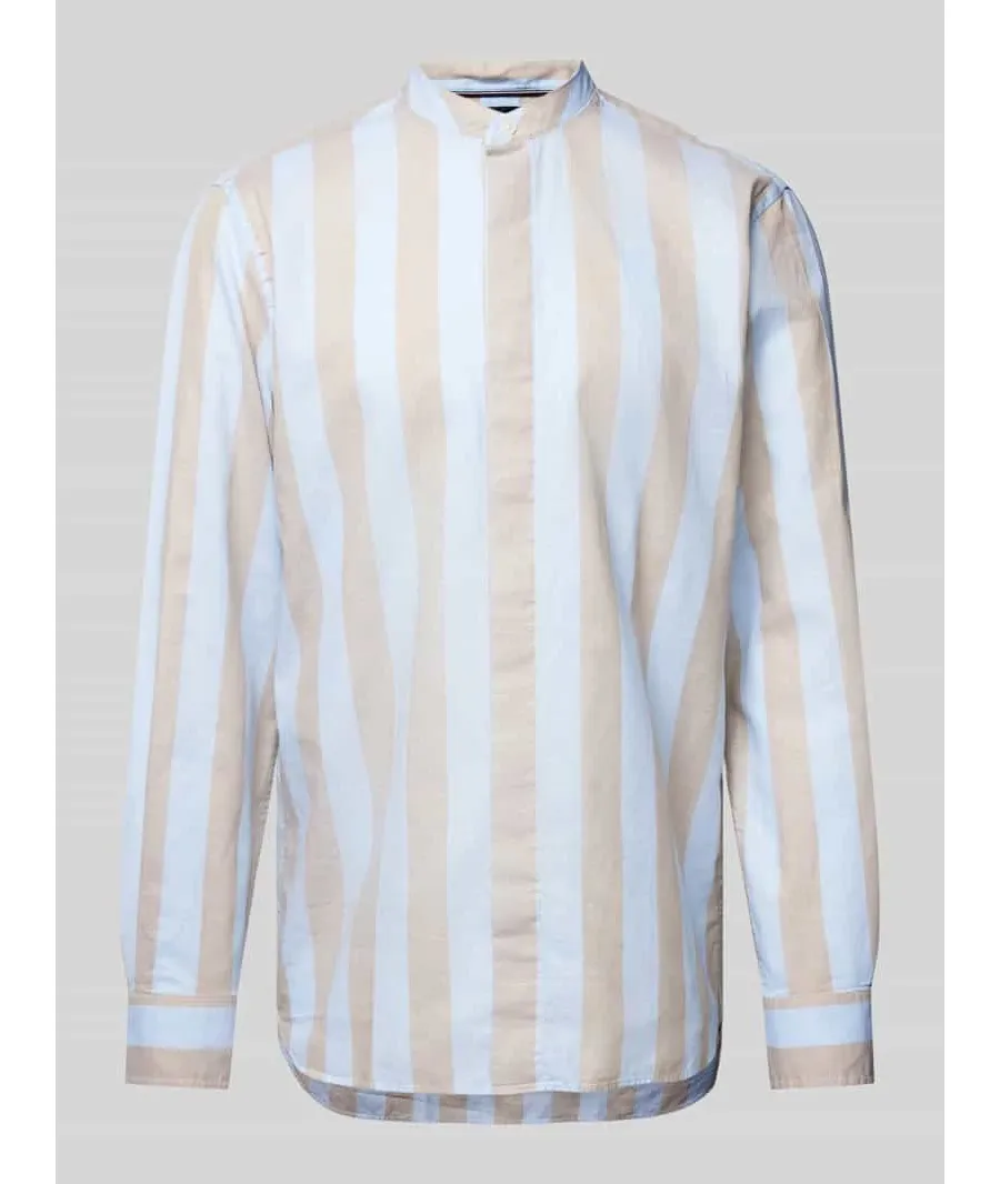 obrazek 1 Koszula casualowa o kroju regular fit ze stójką model ‘BOLD’