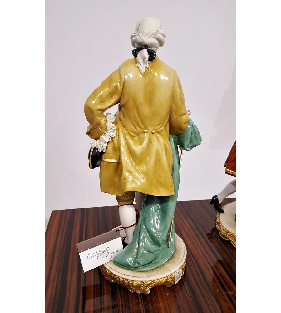 obrazek 6 Luksusowa figurka mężczyzny z porcelany