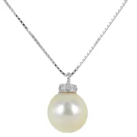 Picture A unique necklace with a Japanese pearl pendant and diamonds