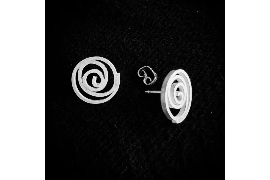 obrazek 2 Eleganckie kolczyki matowe różowe - wyjątkowy prezent z okazji rocznicy