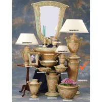 Picture A chic ceramic column for the living room