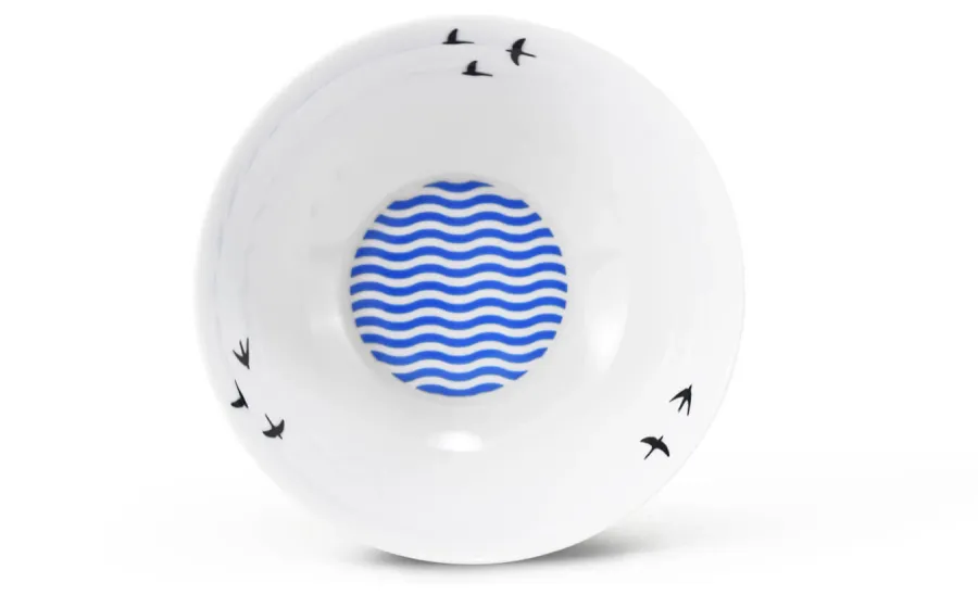 obrazek 1 Piękna porcelanowa miska z porcelany zdobiona subtelnym niebieskim motywem - Leander