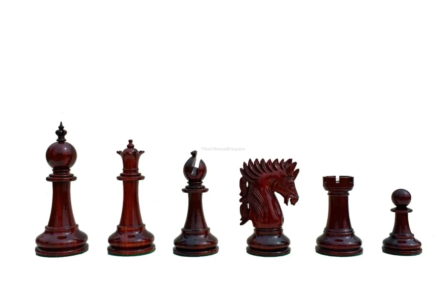 obrazek 4 Unikatowy zestaw figur Utgard Castle do gry w szachy - The Chess Empire