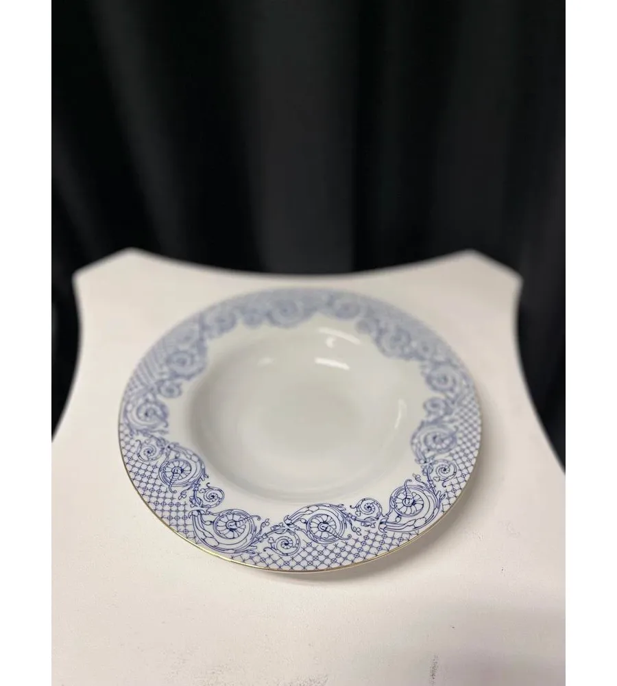 obrazek 21 Stylowa porcelanowa zastawa stołowa dla 12 osobowej rodziny - Porcel