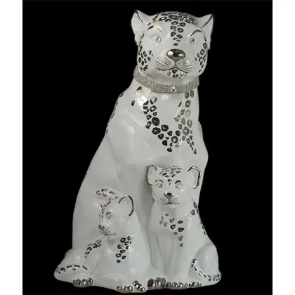 Picture Leopard made of ceramics