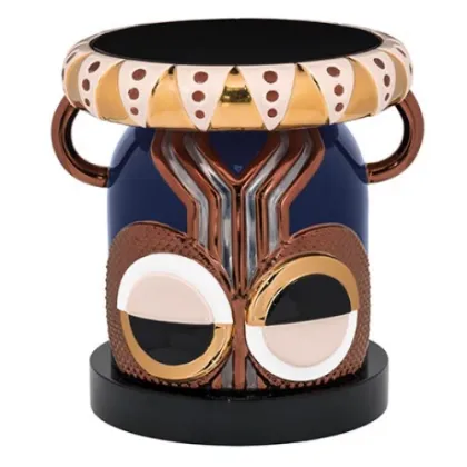 Zdjęcie Awangardowy stolik do wyjątkowego wnętrza – Byfly