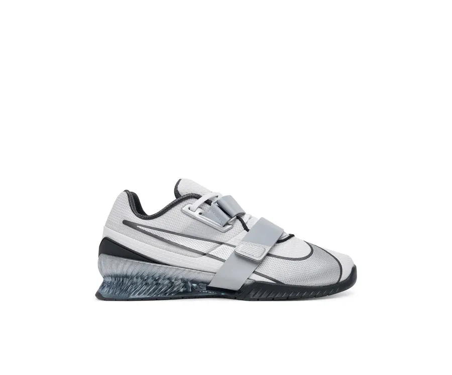 obrazek 1 Nike Buty na siłownię Romaleos 4 Se FZ8663 100 Szary