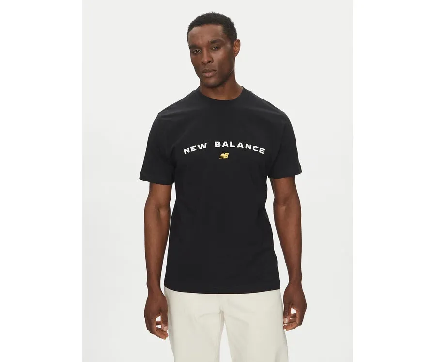 obrazek 1 New Balance T-Shirt Reimagined Graphic MT51506 Czarny Relaxed Fit