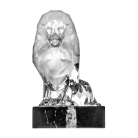 Picture Luxurious figurine, lion sculpture on a marble base