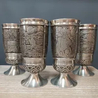 Zdjęcie Wyjątkowy zestaw irlandzkich pucharów z pewteru z przedstawieniem legend