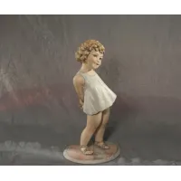 Picture Porcelain figurine of a girl in a light blue dress - Sibania