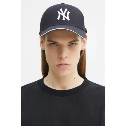 Zdjęcie New Era czapka z daszkiem Microfibre 940 NYY kolor granatowy z aplikacją 60595182