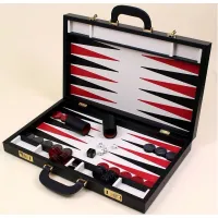Zdjęcie Gra Backgammon z drewna i skóry w czarnym kolorze