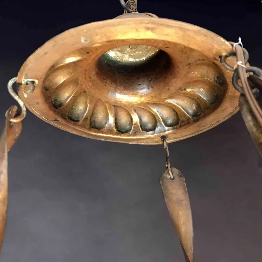 obrazek 4 Lampa z tłoczonej miedzi z górnym elementem z mosiądzu - vintage