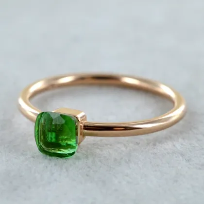 Zdjęcie Złoty pierścionek z fasetowanym zielonym kwarcem